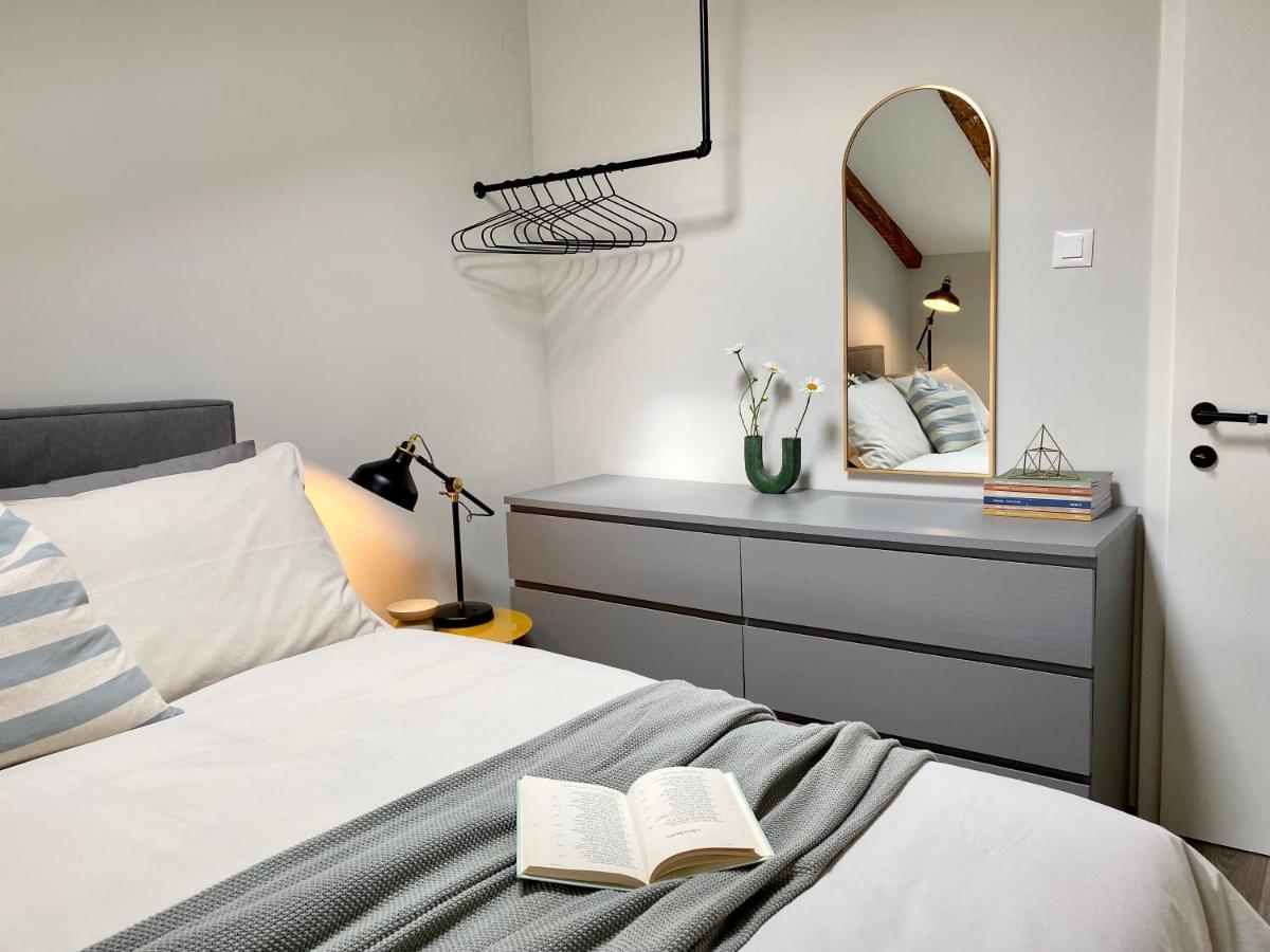 Parentium Loft Center Square Διαμέρισμα Πόρετς Εξωτερικό φωτογραφία